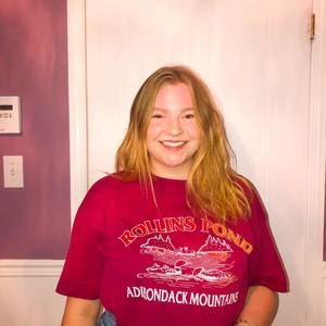 Meet your Posher, Juliette